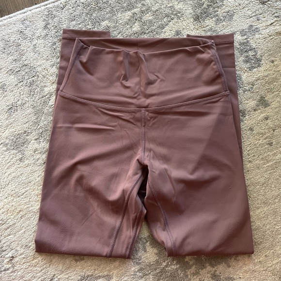 Women’s workout leggings - Picture 2 of 3